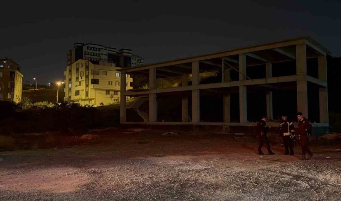 Kocaeli’de bir inşaattan kablo çalmaya çalışan hırsız, vatandaşların ihbarı üzerine