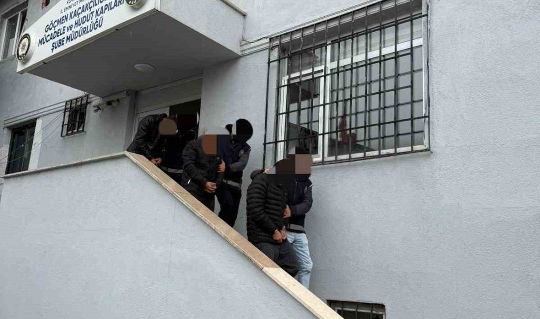 Sınır illerinden kaçak yollarla Türkiye’ye giren göçmenleri taşıyan 3 organizatör,