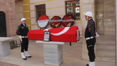 Eskişehir’de kanser tedavisi gören 43 yaşındaki polis memuru Kenan Karaduman,