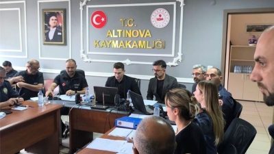 Yalova’da gerçekleştirilen tatbikatta katılan Kars AFAD ekipleri, başarılı çalışmalarıyla dikkat