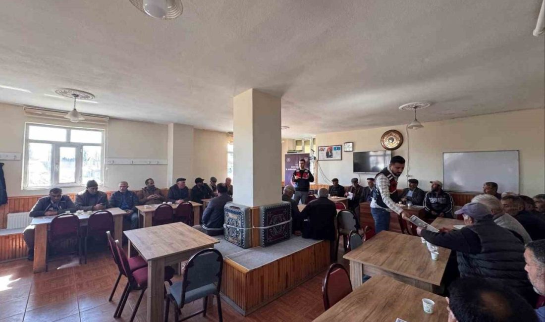 Kars İl Jandarma Komutanlığı ekipleri, siber suçlarla mücadele kapsamında kırsal