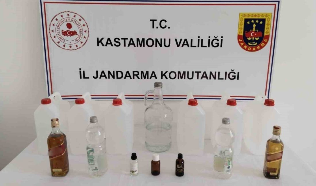 Kastamonu’da jandarma ekiplerince gerçekleştirilen operasyonda sahte içki ele geçirildi. Edinilen
