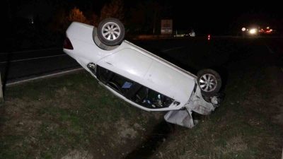 Kastamonu’da köpeğe çarpmamak için manevra yapan otomobilin takla atması neticesinde