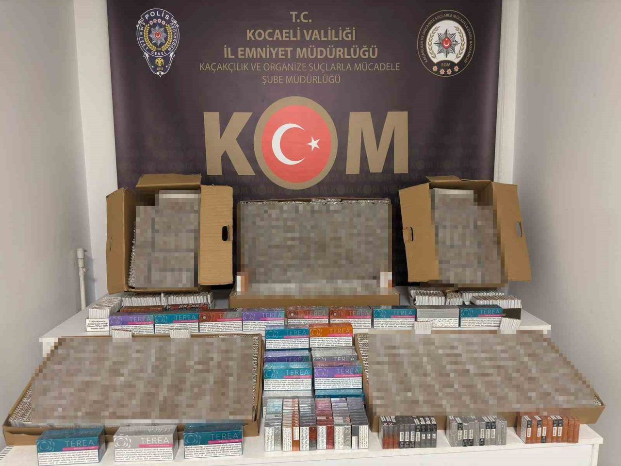 Kocaeli’de bir ikmaette yapılan operasyonda 41 bin 880 adet içi