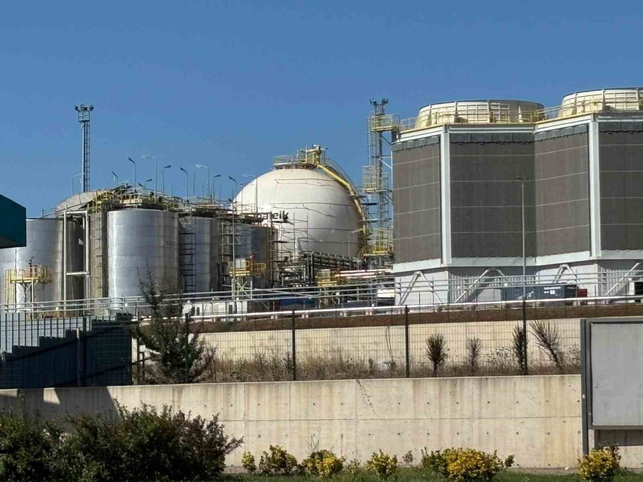 KOCAELİ (İHA) – Kocaeli’nin Dilovası ilçesinde bulunan OSB içerisinde bir