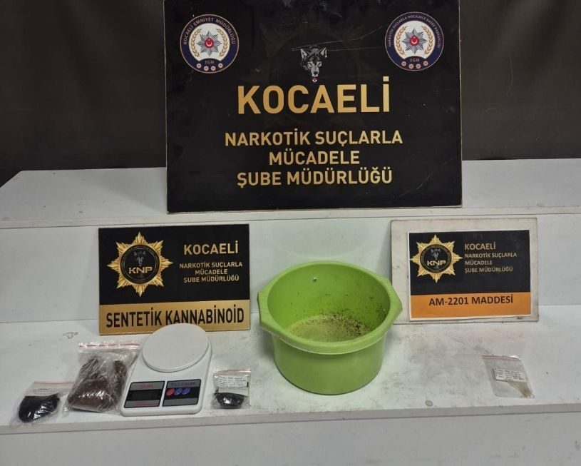 Kocaeli İl Emniyet Müdürlüğü ekiplerince, Derince ve İzmit ilçelerinde gerçekleştirilen