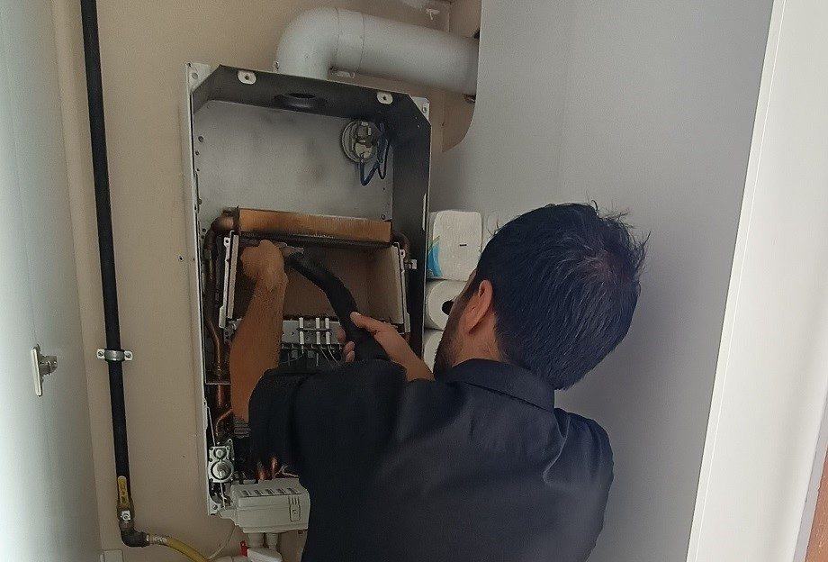 Uzmanlar yılda en az bir kez yapılması gereken periyodik doğalgaz