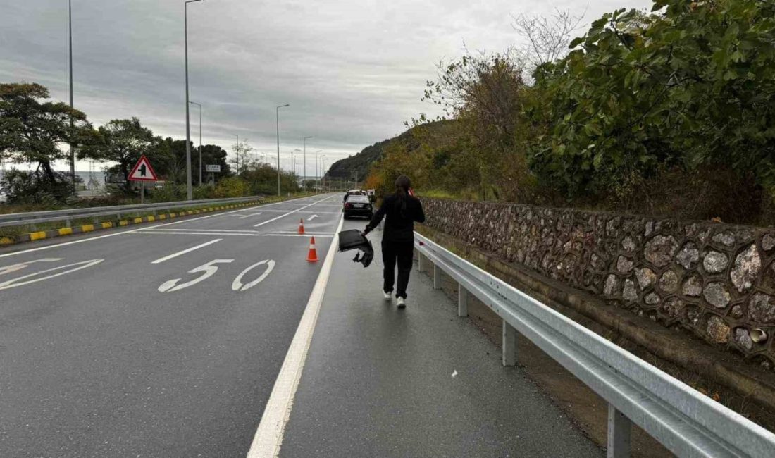 Zonguldak’ın Alaplı ilçesinde, sürücüsünün kontrolünden çıkan otomobil yol kenarındaki bariyere