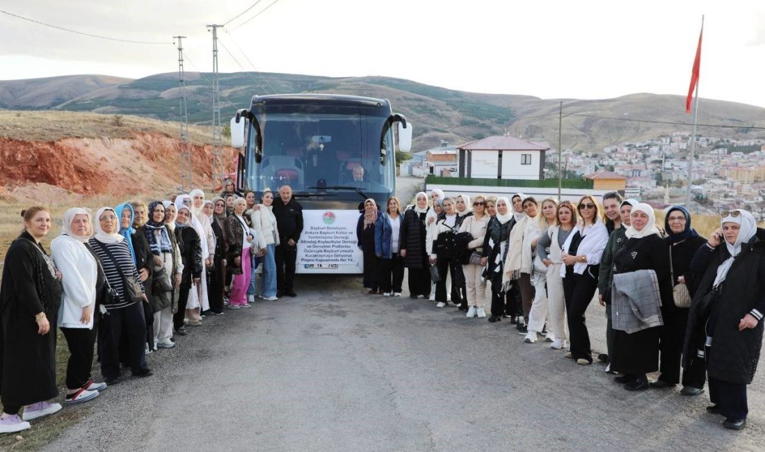 Memleketlerini daha önce hiç görmeyen ve Ankara’da yaşayan 50 Bayburtlu,