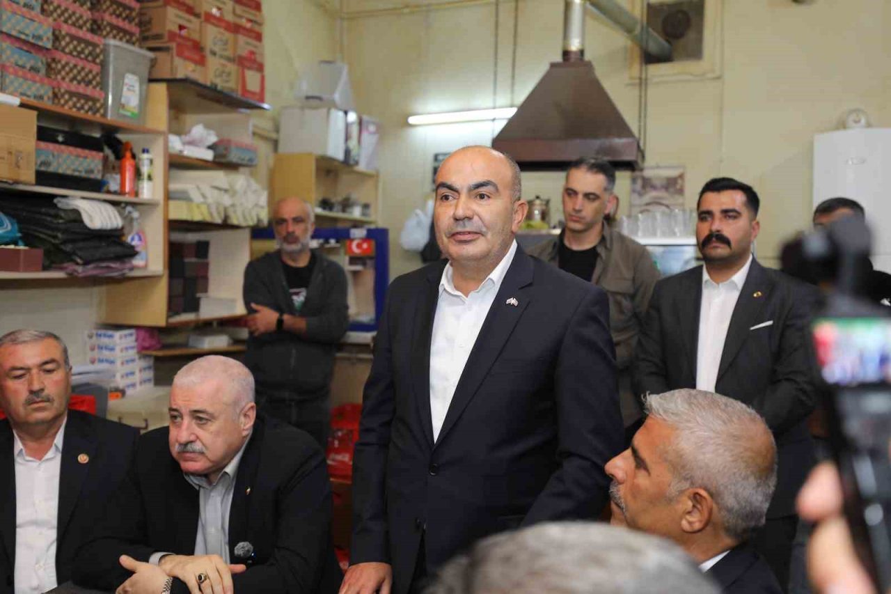 Milliyetçi Hareket Partisi (MHP) Gaziantep İl Başkanlığı, vatandaşla doğrudan temas