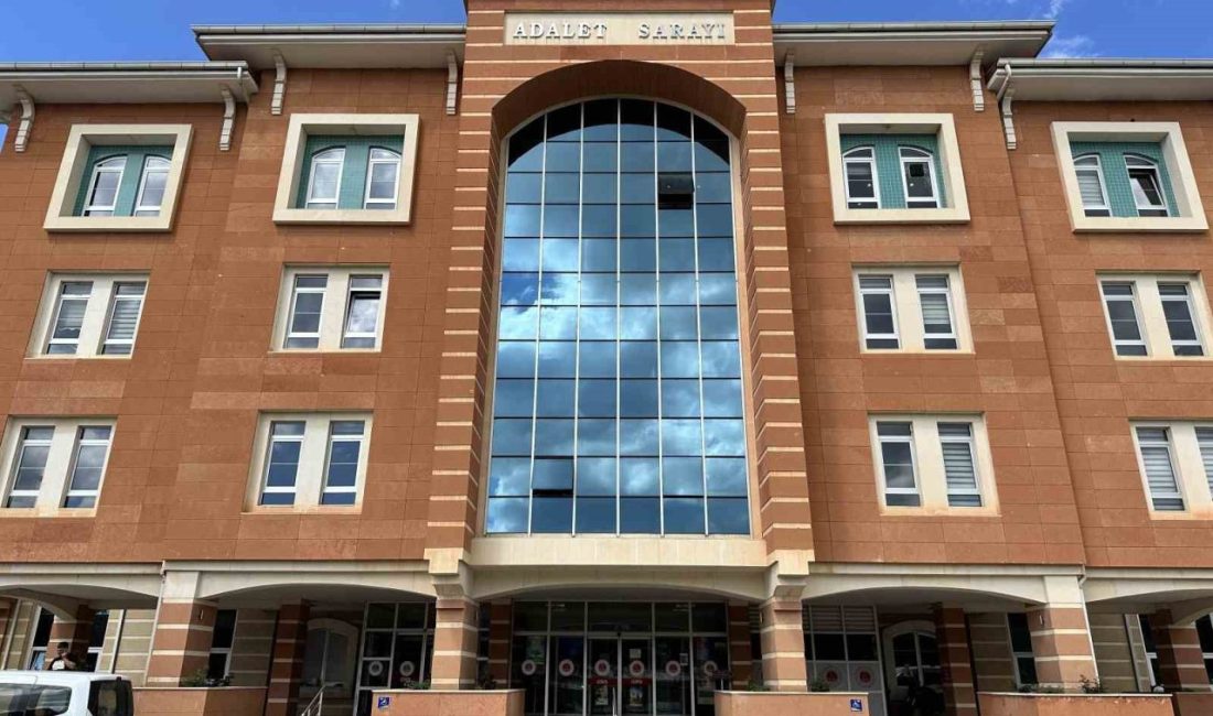 Kastamonu’nun Taşköprü ilçesinde öğrenci servisindeki çocuklara cinsel istismarda bulunduğu iddia