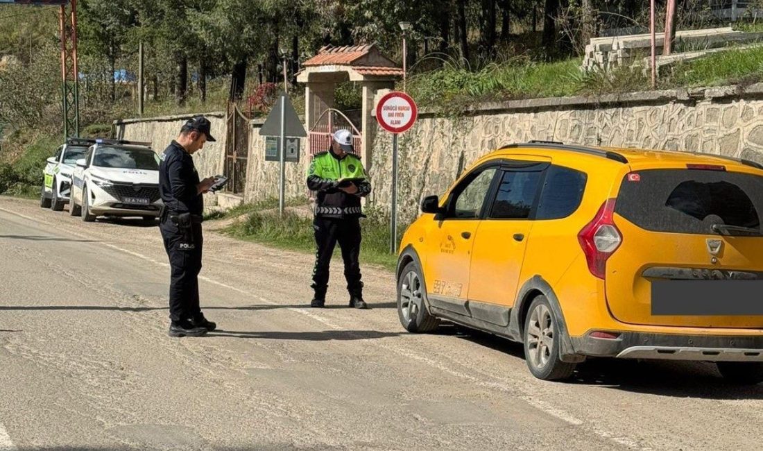 Ordu’da polis ekipleri tarafından trafik kazalarını azaltmaya yönelik yapılan denetimlerde