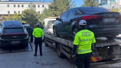 Erzurum’da sosyal medyada drift attıkları görüntü paylaşan iki sürücüye cezai