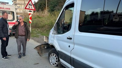 Rize’nde meydana gelen trafik kazasında, Turizm Meslek Lisesi öğrencilerini taşıyan