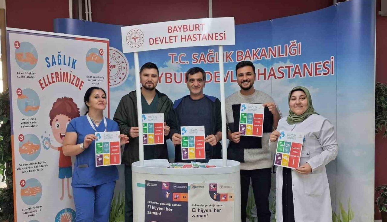 Hastalıklardan korunmak ve enfeksiyonları önlemek amacıyla Bayburt Devlet Hastanesinde el