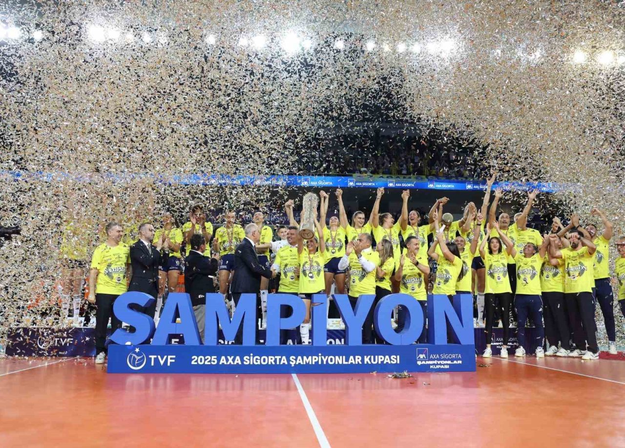 2025 Kadınlar AXA Sigorta Şampiyonlar Kupası finalinde Fenerbahçe Medicana, 2-0