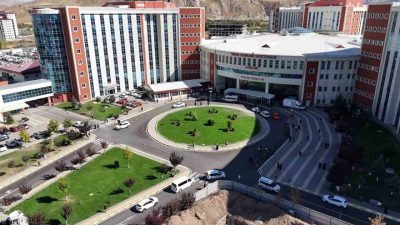 Sivas Numune Hastanesi Fiziksel Tıp ve Rehabilitasyon Uzmanı Dr. Halil