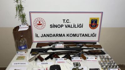 Sinop İl Jandarma Komutanlığı ekiplerince uyuşturucu madde satıcılarına yönelik yürütülen