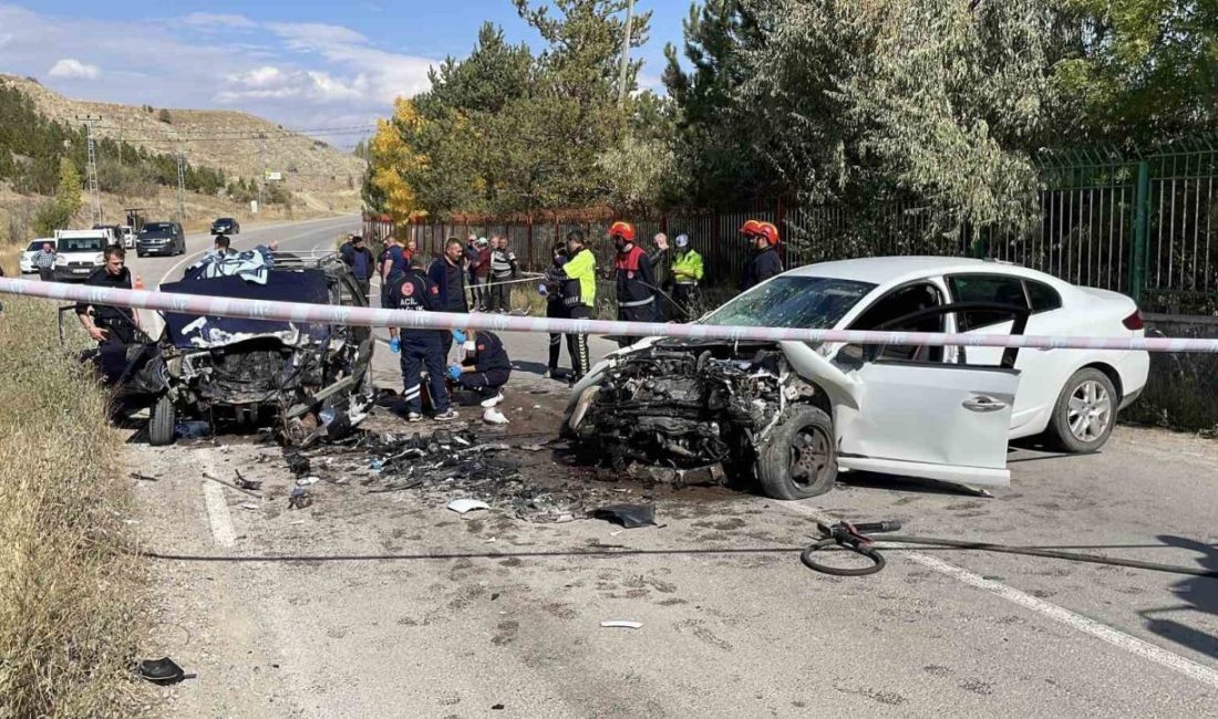 Sivas’ta iki otomobilin çarpışması sonucu meydana gelen kazada 1 kişi