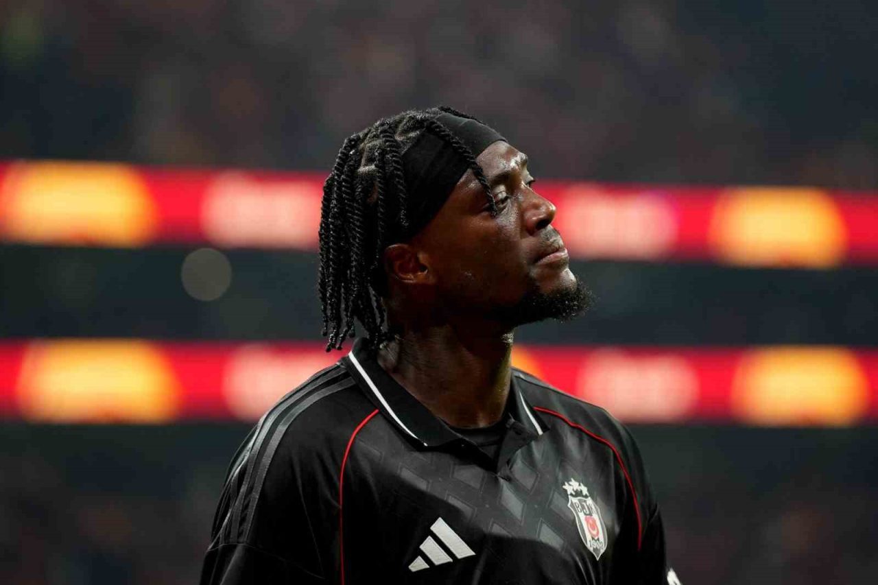 Beşiktaş’ın İngiliz santrforu Tammy Abraham, Galatasaray karşısında attığı golle bu