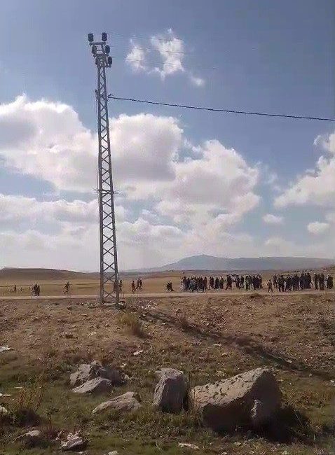 Erzurum’un Tekman ilçesinde iki aile arasında kavga jandarma ekiplerine zor