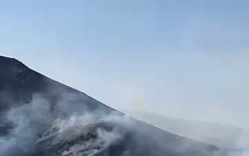 Erzurum’un Tortum ilçesinde dağlık alanda çıkan örtü yangını kontrol altına
