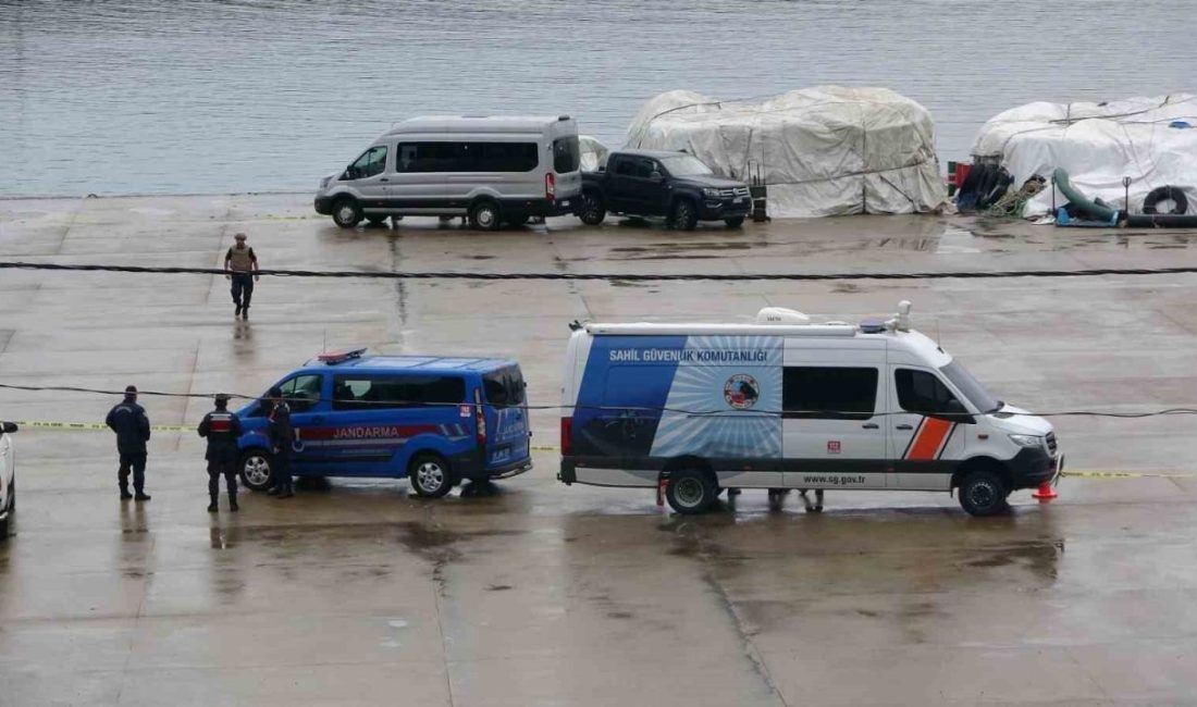 Trabzon’un Çarşıbaşı ilçesi açıklarında bir balıkçı teknesi tarafından bulunan yabancı