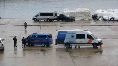 Trabzon’un Çarşıbaşı ilçesi açıklarında bir balıkçı teknesi tarafından bulunan yabancı