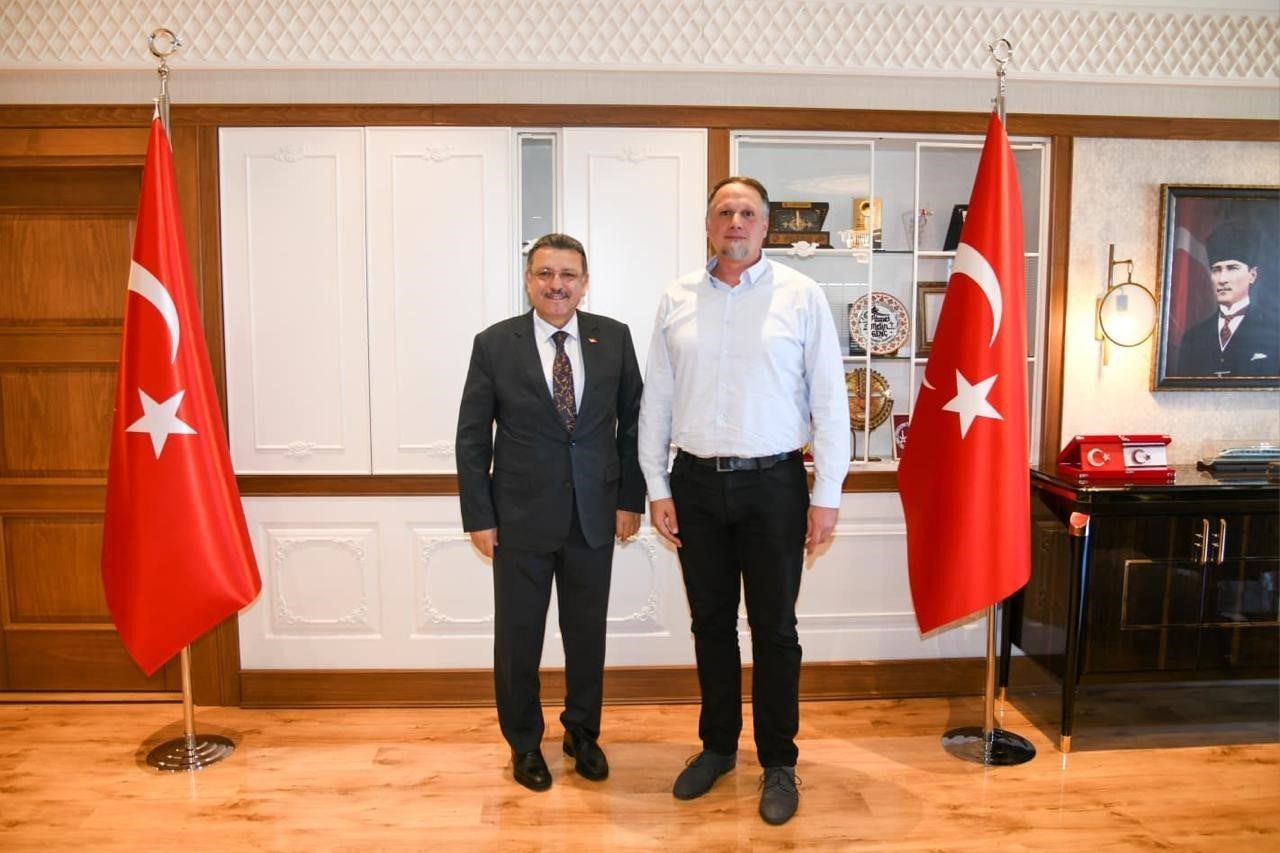 Trabzon’da Kanuni Sultan Süleyman ve Macar Komutan Miklos Zrinyi’nin ortak