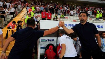 Trendyol Süper Lig’in 7. haftasında Antalyaspor, sahasında Çaykur Rizespor ile