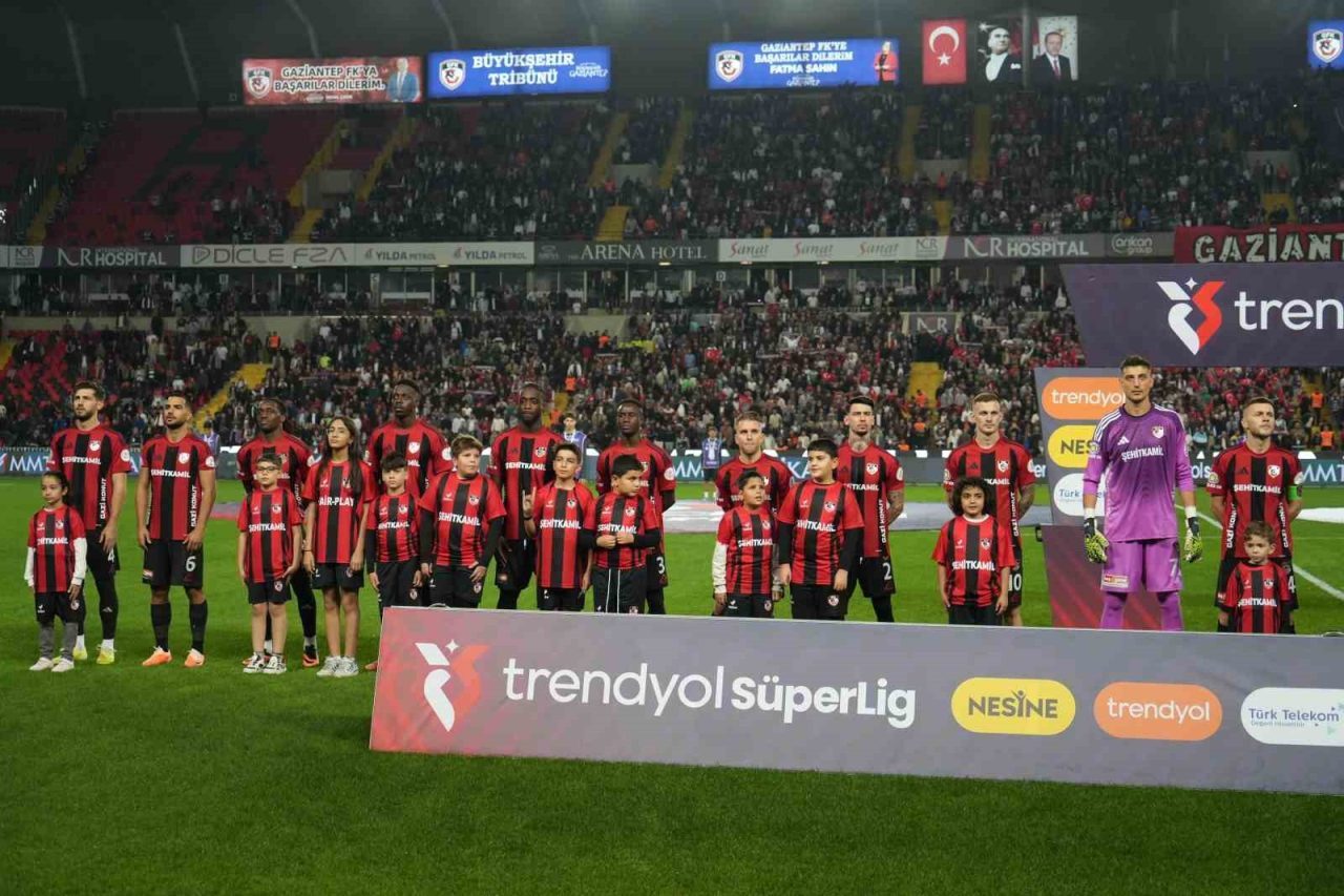 Trendyol Süper Lig’in 10. haftasında Gaziantep FK, evinde Fenerbahçe ile