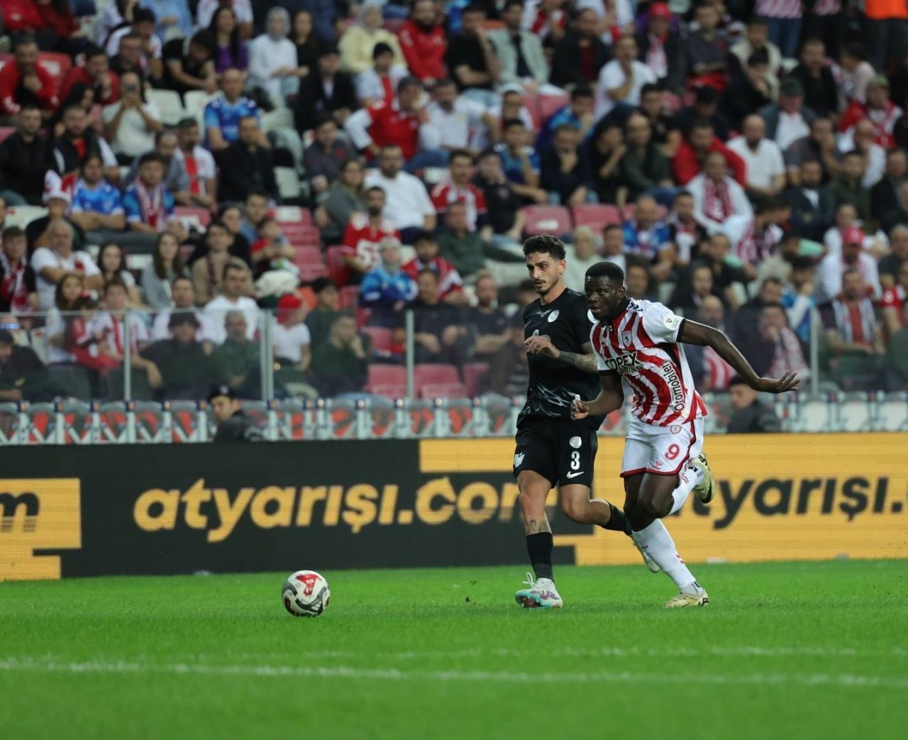 1’lik eşitlikle tamamlandı. Maçtan dakikalar (İlk yarı) 5. dakikada Mouandilmadji’nin