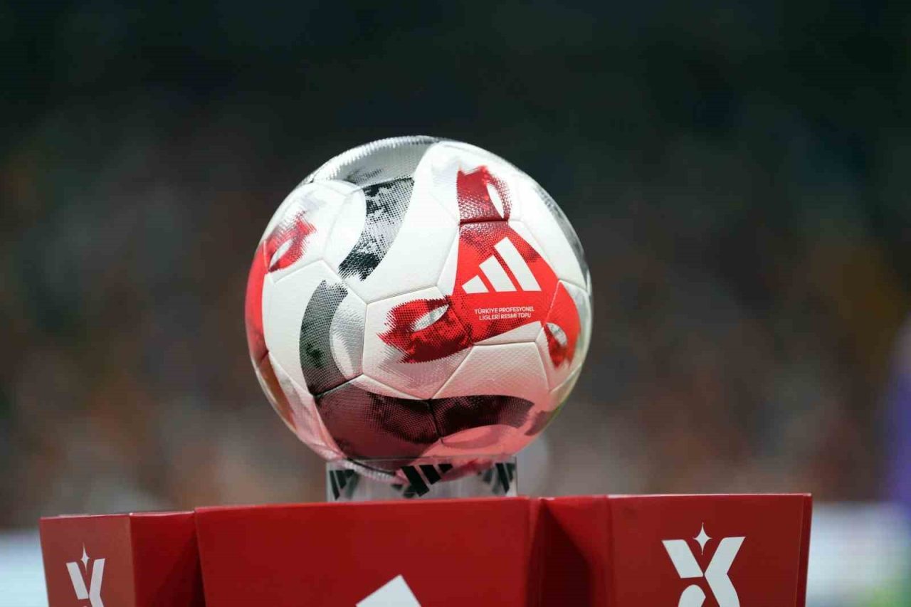 Trendyol Süper Lig’de 11. hafta yarın oynanacak RAMS Başakşehir-Kocaelispor maçıyla