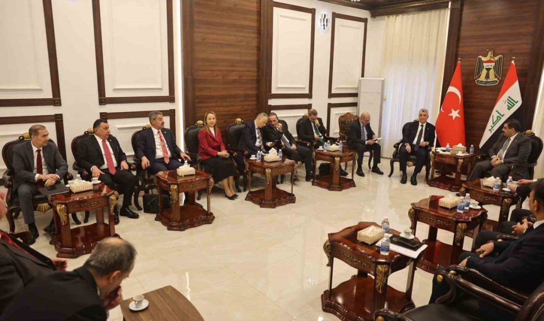 Ticaret Bakanı Ömer Bolat, AK Parti Şırnak Milletvekili Arslan Tatar