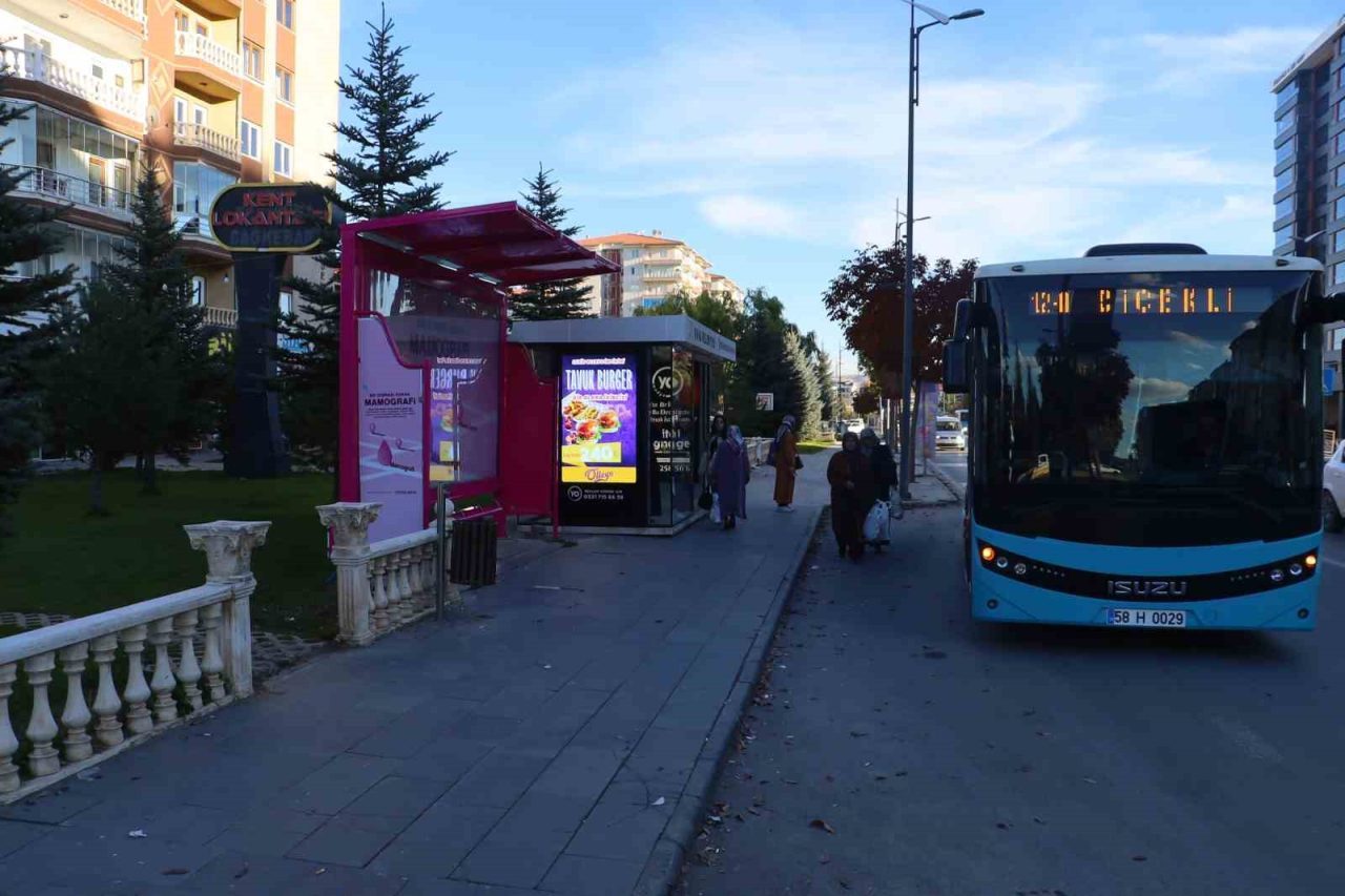 Sivas Medicana Hastanesi Tıbbi Onkoloji Uzmanı Doç. Dr. Celal Alandağ,