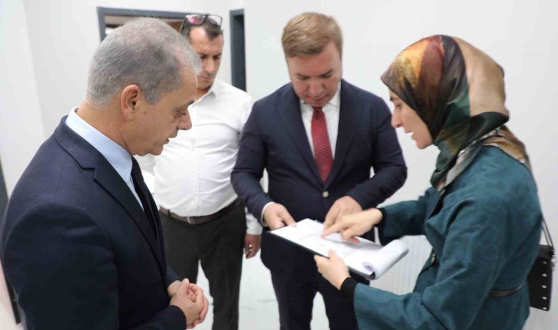 Erzincan Valisi Hamza Aydoğdu, kentte yapımı devam eden ve bitirilerek