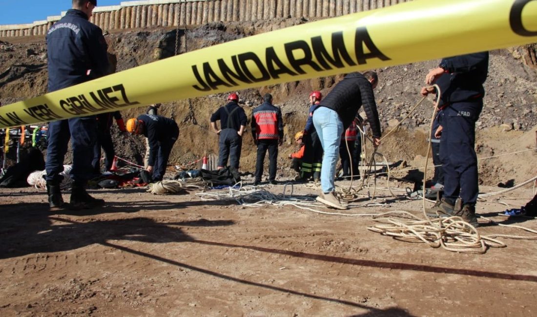 Sakarya’nın Akyazı ilçesinde yol yapım çalışmaları sırasında bir işçinin 30