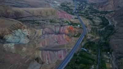 Erzurum’un Oltu ilçesi, son yıllarda doğa ve fotoğraf tutkunlarının yeni