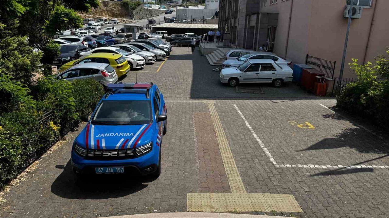 Zonguldak’ın Alaplı’da 8 yıl kesinleşmiş hapis cezası olan firari hükümlü,