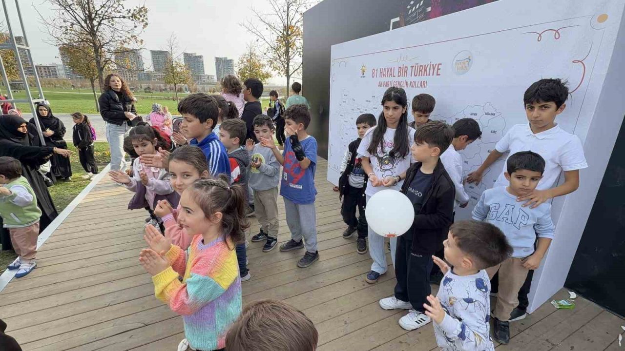 Başakşehir Millet Bahçesi’nde düzenlenen “81 Hayal Bir Türkiye” programında basın