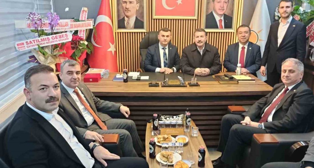 AK Parti heyeti Devrek ilçe Başkanlığına nezaket ziyaretinde bulundu. AK