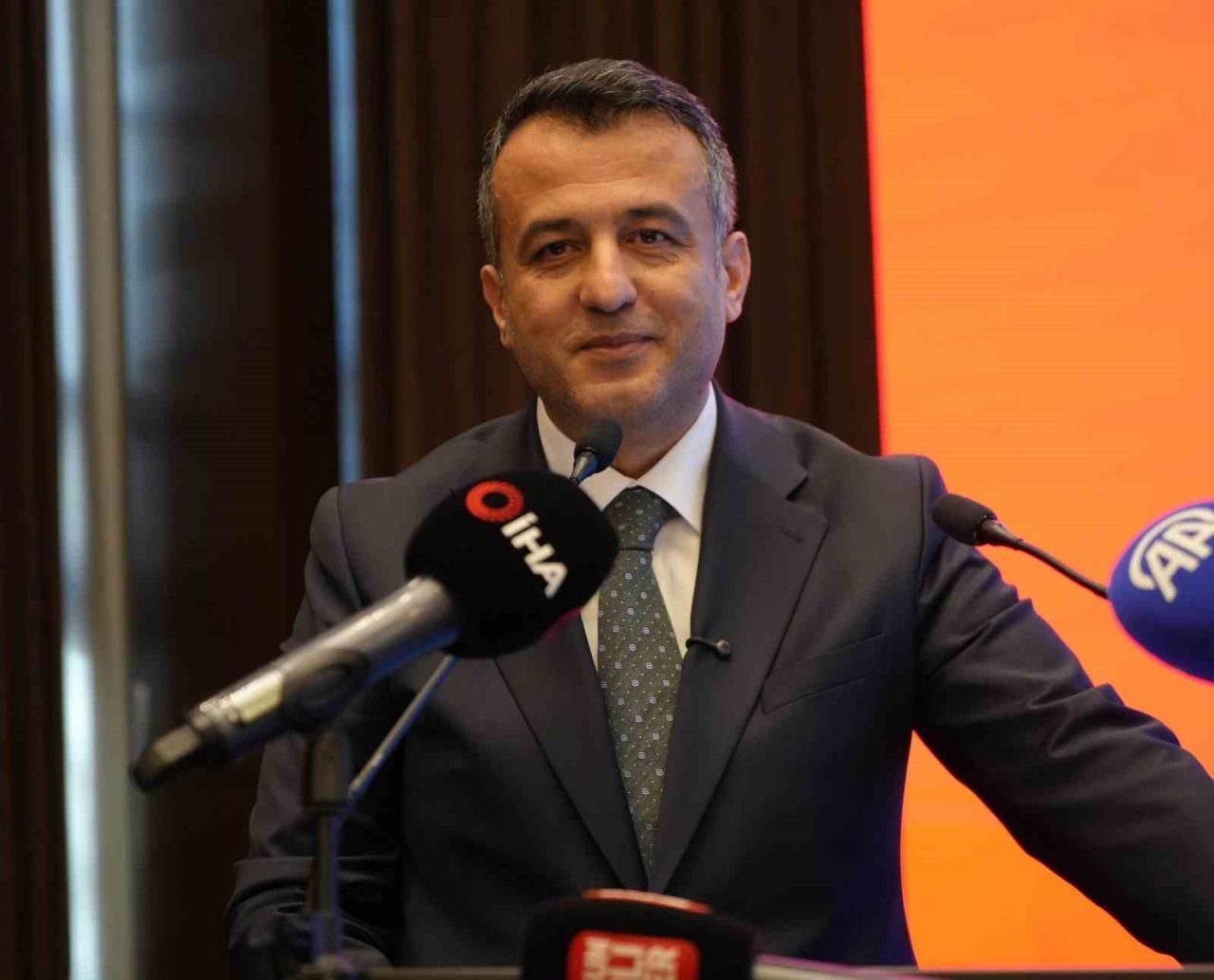 Samsun Büyükşehir Belediyesi’nin ev sahipliğinde düzenlenen “AK Parti Yerel Yönetimler