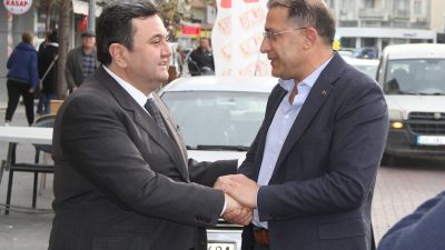 Manisa’nın Kula ilçesinde gerçekleştirilen toplantıda AK Parti’li ilçe başkanları bir