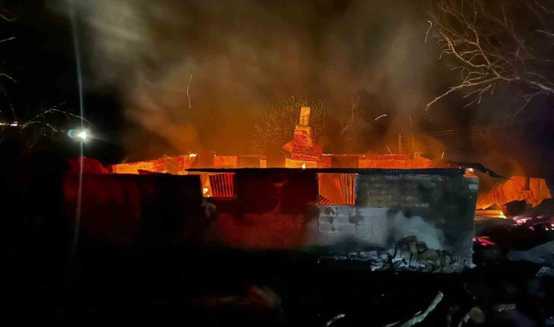 Kastamonu’nun Daday ilçesinde çıkan ev yangınında, 92 yaşındaki adam alevlerin