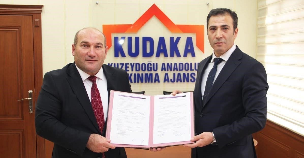 Kuzeydoğu Anadolu Kalkınma Ajansı (KUDAKA) desteğiyle hayata geçirilen ’Arpalı Yeşil