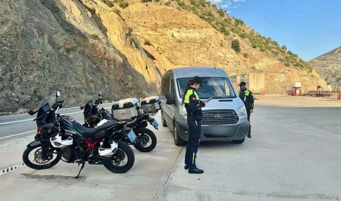 Artvin İl Jandarma Komutanlığı Trafik Timleri, Ekim ayı boyunca kent