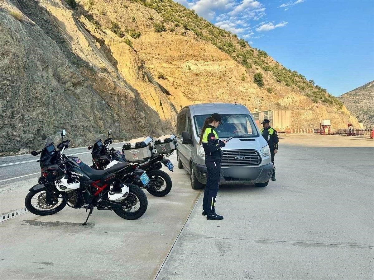 Artvin İl Jandarma Komutanlığı Trafik Timleri, Ekim ayı boyunca kent