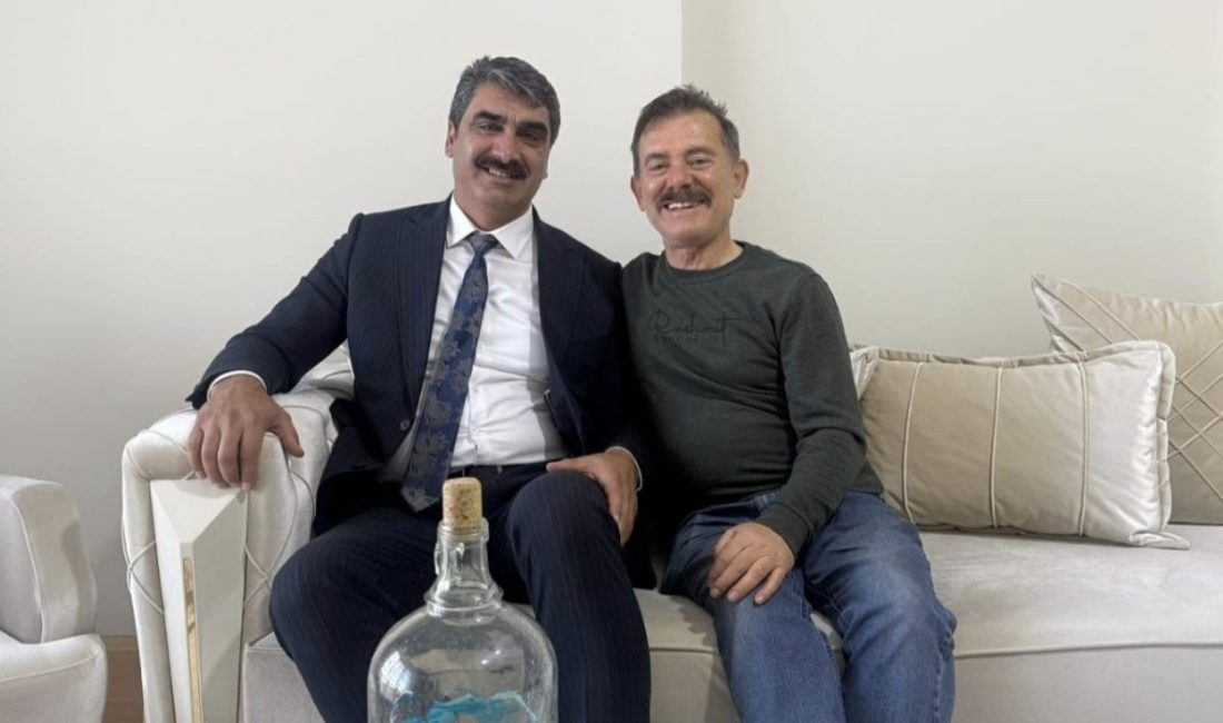 Aşkale Belediye Başkanı Şenol Polat, 24 Kasım Öğretmenler Günü dolayısıyla