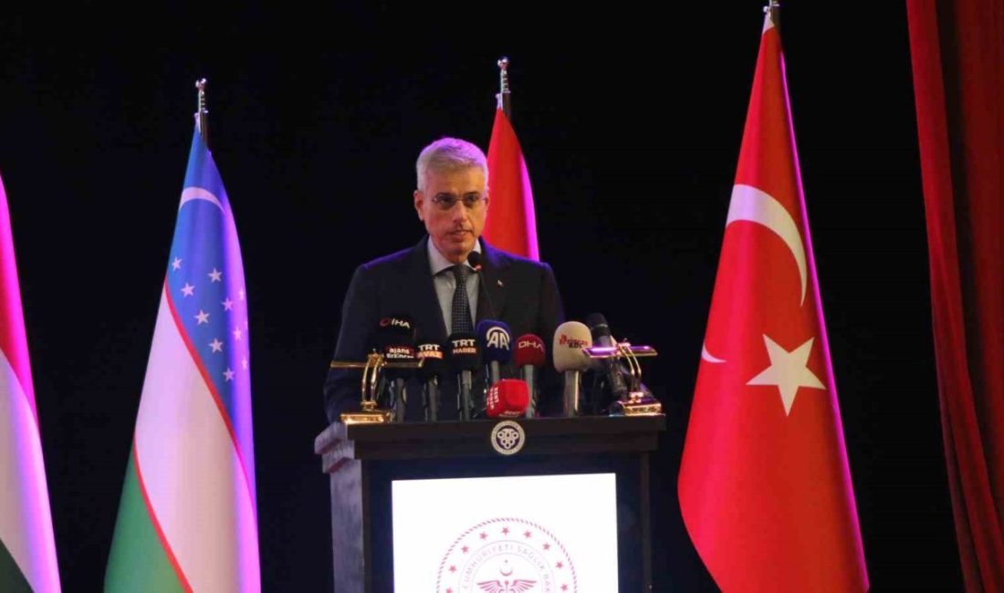 Sağlık Bakanı Kemal Memişoğlu, Erzincan’da düzenlenen “Kadim Değerlerden Modern Yaklaşımlara