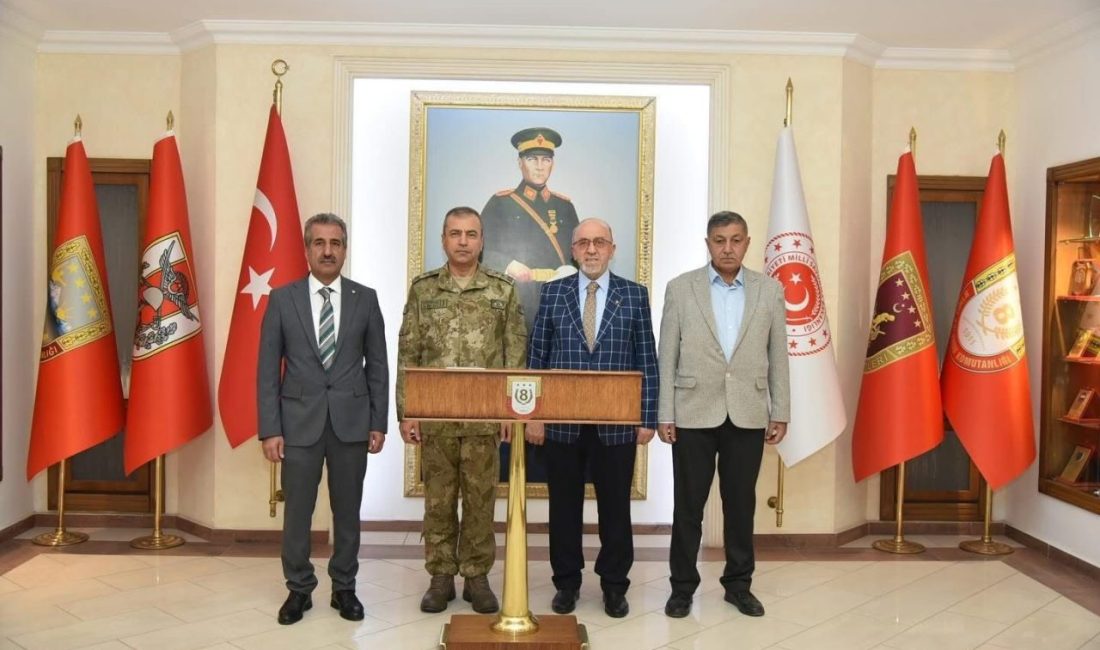 Elazığ Ticaret Borsası Başkanı Mehmet Ali Dumandağ, 8. Kolordu Komutanı